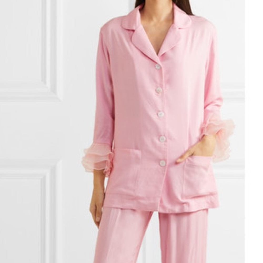 Sleeper pink Arlekino Ruffled/Tulle Trimmed Sleeve Pajama Top Size Medium